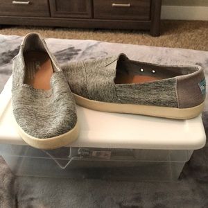 Toms slip ons